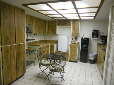 Poolhouse Kitchen